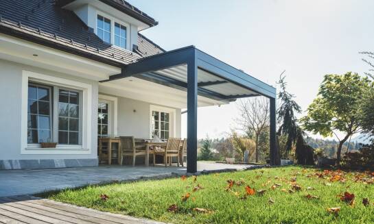 Jakie są najważniejsze zalety wiat aluminiowych w porównaniu z drewnianymi?