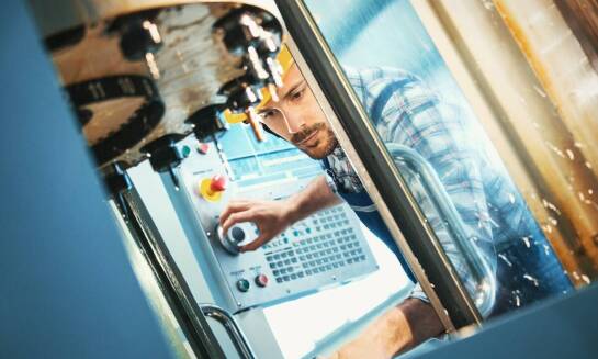 Jak regeneracja wpływa na żywotność elektrowrzecion?