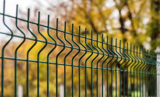 Korzyści z wyboru ogrodzeń panelowych 3D dla osiedli mieszkaniowych