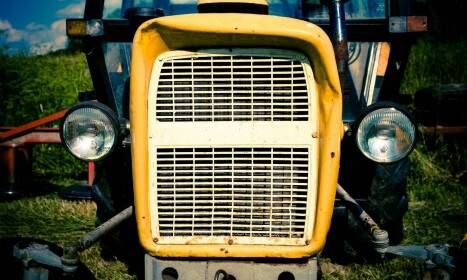 Przewaga japońskich mini traktorków nad konkurencją: co je wyróżnia?