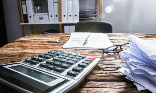 Praktyczne wskazówki dotyczące wyboru formatu książki dla debiutujących autorów