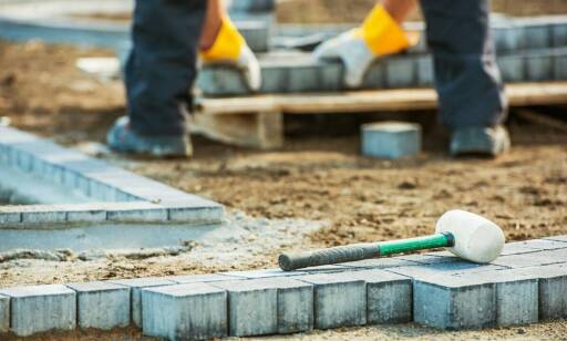 Zalety wyboru posadzek maszynowych do projektów deweloperskich