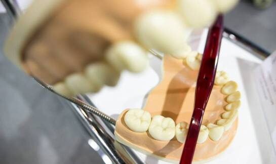 Rola Gradia Direct w nowoczesnej stomatologii estetycznej – co warto wiedzieć?