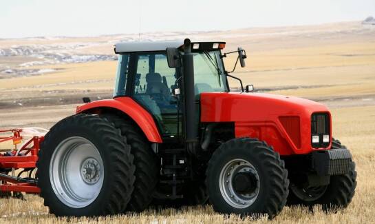 Automatyczne systemy nawigacji – jak działają w praktyce rolniczej?