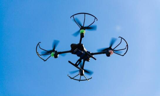 Zastosowanie technologii dronowej w inspekcjach wysokościowych: innowacyjne podejście