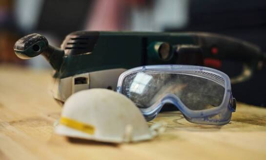 Zasady bezpieczeństwa przy korzystaniu z usług instalacyjnych