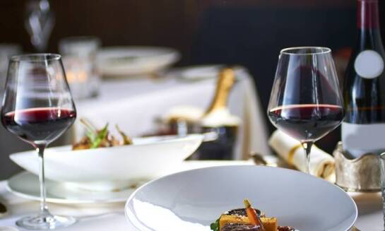 Jak przygotować salę bankietową do przyjęcia gości biznesowych?