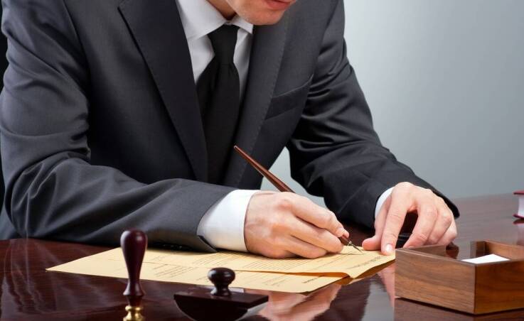 Jak notariusz w Gliwicach wspiera klientów przy protestach czeków?