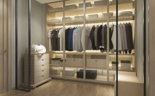 Estetyka i funkcjonalność: projektowanie nowoczesnych szaf na zamówienie