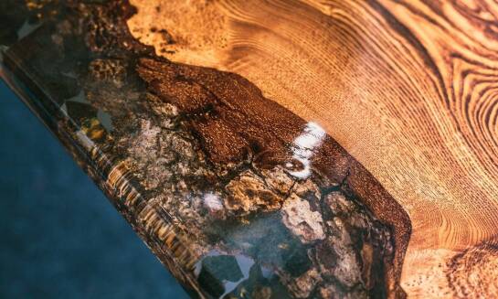 Jak usuwanie folii przed lakierowaniem wpływa na końcowy wygląd mebli?