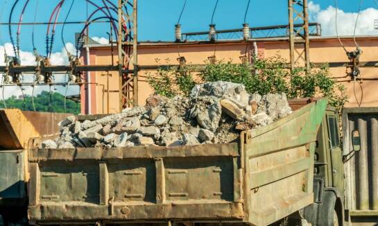 Zalety wywrotek Iveco w transporcie budowlanym