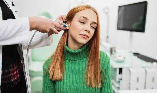 Badania nadprogowe – jak pomagają w precyzyjnym doborze aparatów słuchowych?