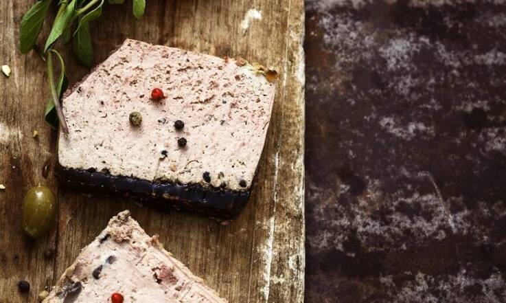 Jakie są najnowsze trendy w produkcji pasztetu drobiowego?