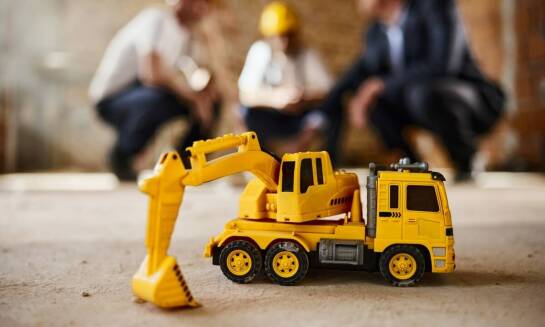 Wpływ wynajmu koparek na efektywność projektów budowlanych