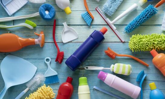 Które środki do basenów wspomagają proces koagulacji w wodzie?