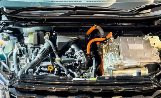 Czy warto inwestować w nowoczesne samochody hybrydowe?