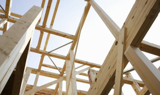 Prefabrykowane więźby CNC a redukcja odpadów budowlanych