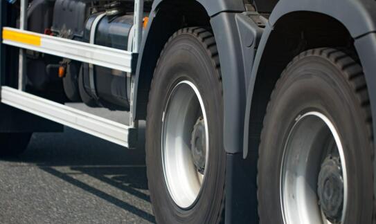 Lustro Scania – kluczowy element w codziennej eksploatacji ciężarówki