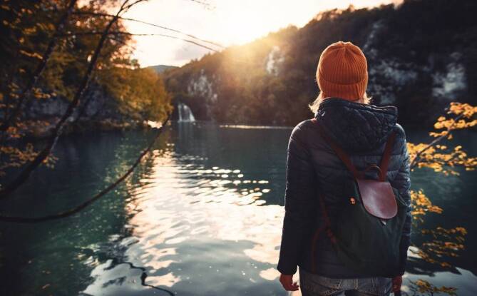 Funkcjonalność spodenek na kajak damskich w różnych warunkach atmosferycznych