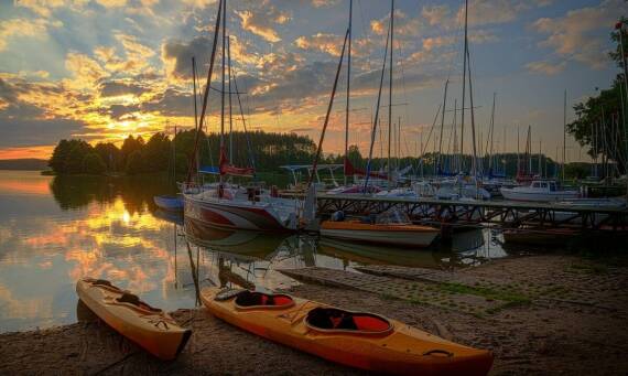Wpływ spodenek na kajak na bezpieczeństwo podczas spływów