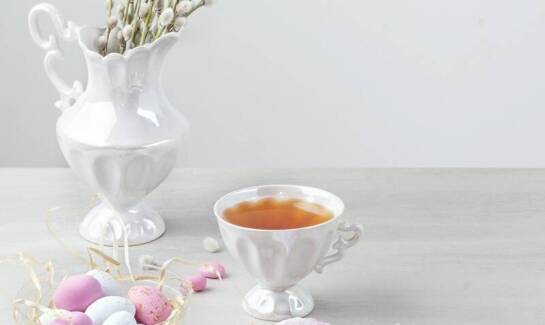 Jak wstążki satynowe mogą wzbogacić dekoracje wielkanocne?