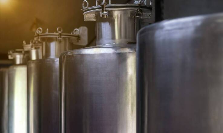 Jakie są najczęstsze problemy techniczne w produkcji opakowań metalowych?