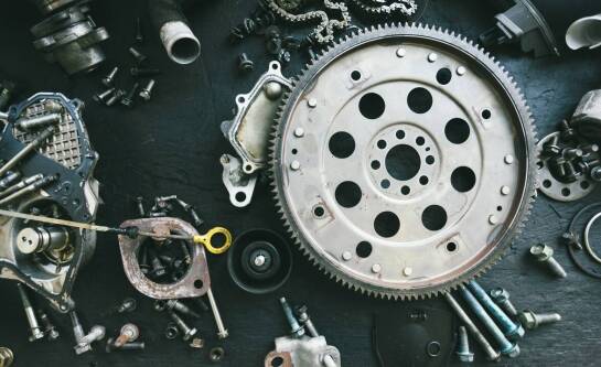 Jaki olej wybrać do kompresora śrubowego?