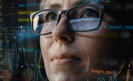 Ile zarabia automatyk programista w Polsce?