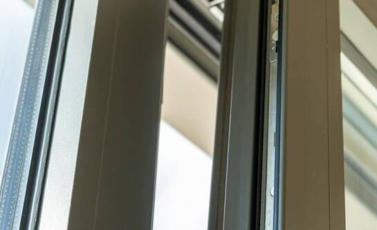 Ile kosztuje okno plastikowe 140x140?