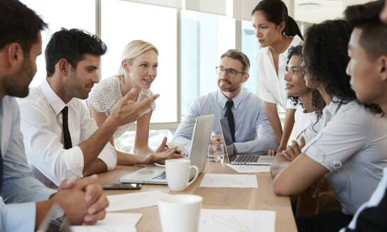 Obsługa procesów inwestycyjnych - jak prawnicy wspierają rozwój firm?