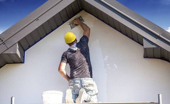 Ile kosztują tynki cementowo-wapienne w 2025 roku?