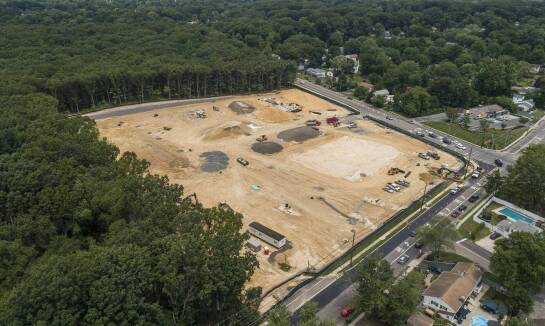 Jak technologia dronowa zmienia sposób prezentacji nieruchomości komercyjnych?