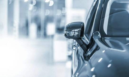 Czy folia do szyb samochodowych wpływa na widoczność w nocy?