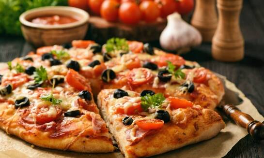 Jak oryginalna włoska receptura wpływa na smak naszej pizzy?