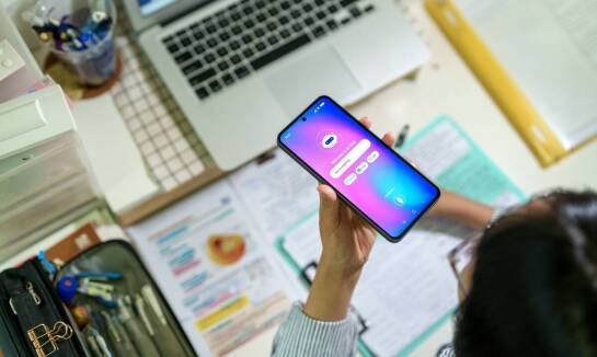 Poradnik: jak szybko i skutecznie zgłosić telefon Samsung do serwisu?