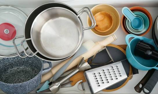 Jakie akcesoria kuchenne są niezbędne do gotowania na parze?