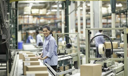 Rola kontroli jakości towarów w minimalizacji ryzyka zwrotów i reklamacji