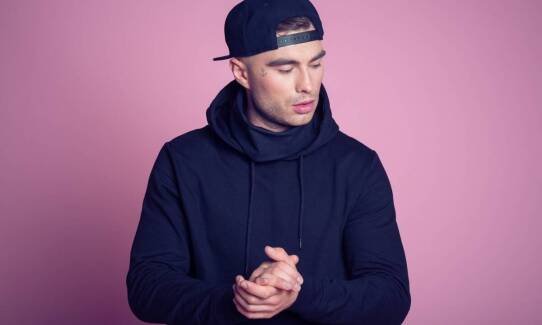 Odzież dresowa polskiego producenta - jak wpływa na codzienny komfort?