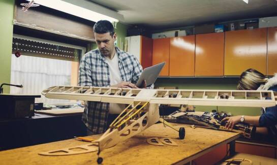 Wybór samolotu RC – poradnik dla początkujących i zaawansowanych