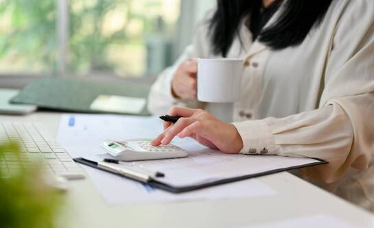 Jakie składki ZUS płaci się przy działalności gospodarczej?