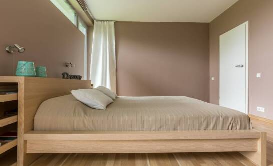 Jaki kolor drzwi do mieszkania wybrać?