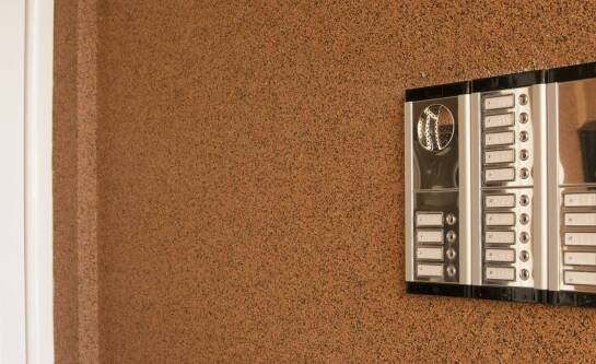 Jak działa domofon w bloku?