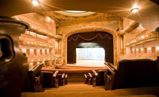 Na co warto wybrać się do teatru we Wrocławiu?