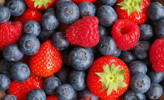 Jakie owoce pomagają obniżyć poziom cukru we krwi