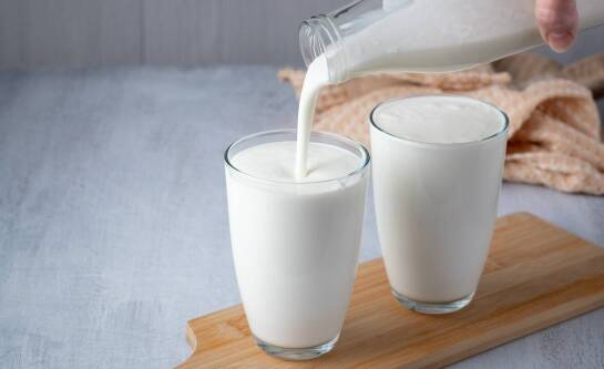 Jak zrobić twaróg do naleśników w domu