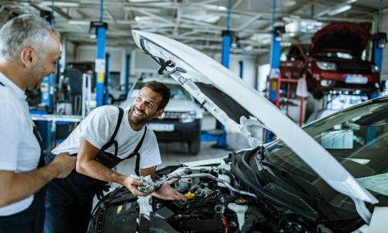 Jak efektywnie naprawić samochód dzięki usługom dobrego mechanika we Wrocławiu?