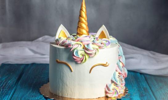 Sztuka personalizacji tortów w Zakładzie Cukierniczym Nowy Wiśnicz