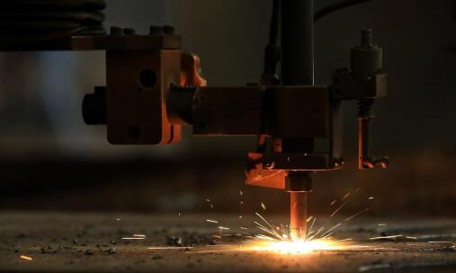 Jakie wyzwania techniczne rozwiązujemy dzięki spawaniu laserowemu?