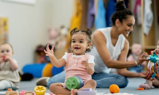 Jak zapisanie dziecka do klubu malucha wpływa na jego rozwój emocjonalny?