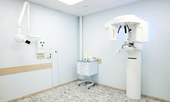 Jakie są najnowsze technologie stosowane przez stomatologa w Wawrze?